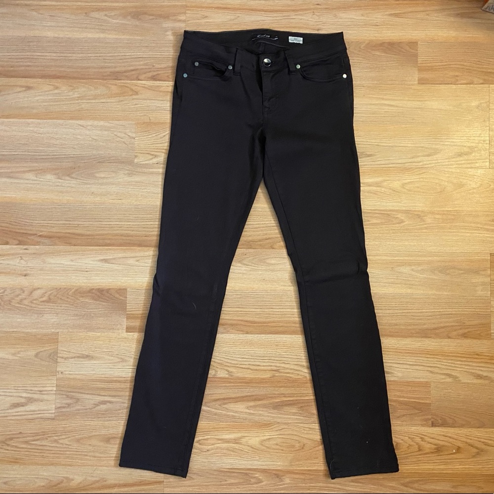 Level 99 Lily Skinny Straight Jean